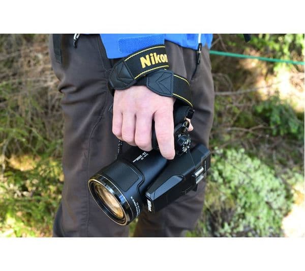 NIKON COOLPIX P950 Bridge Camera - Black - Image 6