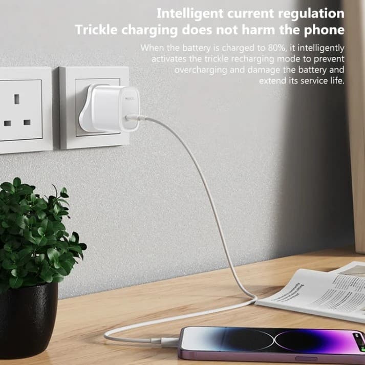 Yesido YC76BL 20W PD USB-C Fast Wall Charger with USB-C to Lightning Cable, UK Plug - Black - Image 7