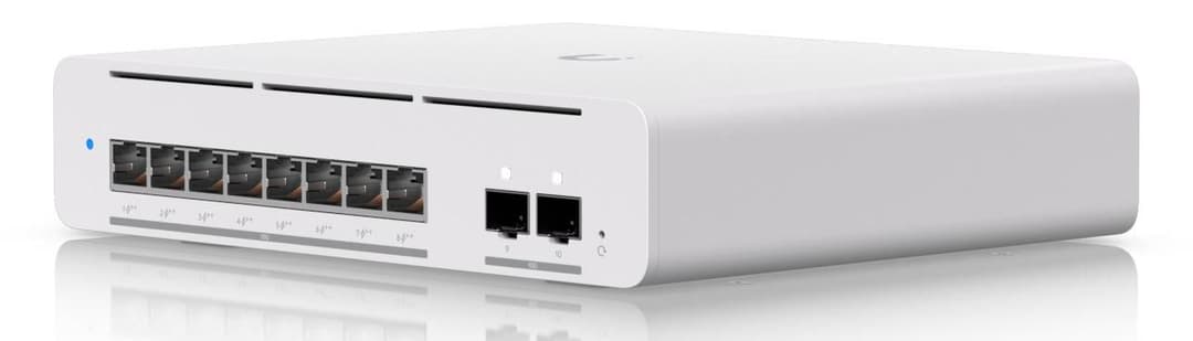 Ubiquiti UniFi Pro XG 8 PoE USW-Pro-XG-8-PoE 8-Port 10GbE PoE++ Layer 3 Managed Switch, 2x 10G SFP+, 155W, Desktop/Wall-Mountable - Image 1