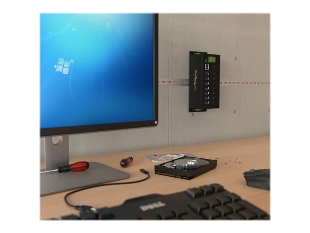 StarTech ST7300USBME 7-Port Industrial USB 3.0 Hub - Metal Housing, 15kV ESD & 350W Surge Protection, DIN Rail / Wall / Desk Mountable - Black - Image 4
