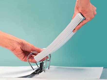 Leitz Lever Arch File 180° PP A4/80 mm Red - Image 3