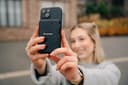 Verbatim Charge 'n' Go Essentials Magnetic Wireless Power Bank 5000 mAh Black thumbnail 4