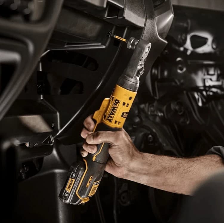 DEWALT DCF510N-XJ 18V XR Brushless 3/8" & 1/2" Sealed Head Ratchet Body Only - Image 6