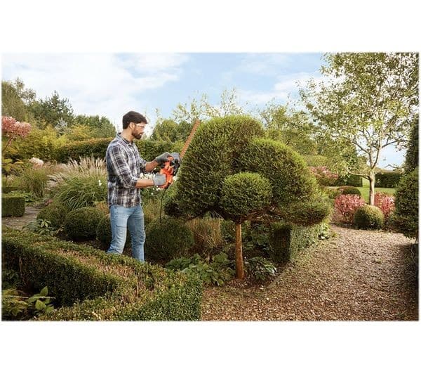 BLACK + DECKER BEHT201-GB 420W 45cm Corded Hedge Trimmer - Image 5