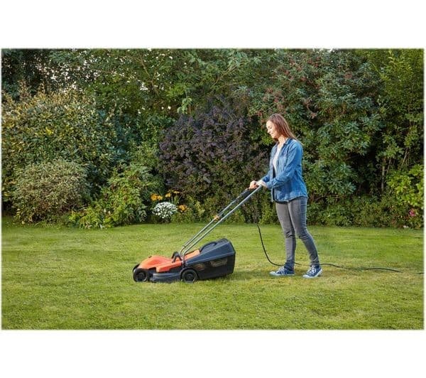 BLACK+DECKER BEMW451 32cm 1200W Corded Electric Rotary Lawn Mower - Image 4