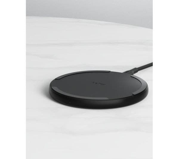 Belkin BoostCharge 15W Qi Wireless Charging Pad with Power Supply Black - Image 3