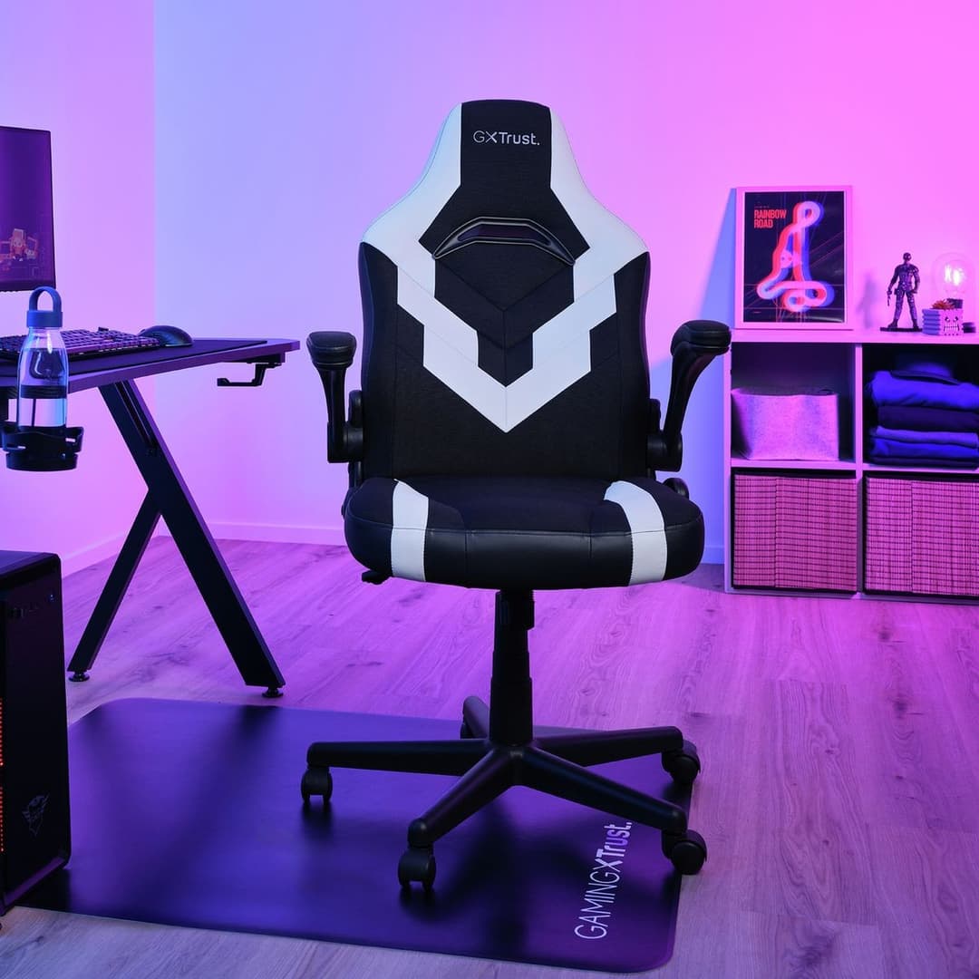 Trust GXT703 Riye Gaming Chair - White - Image 1