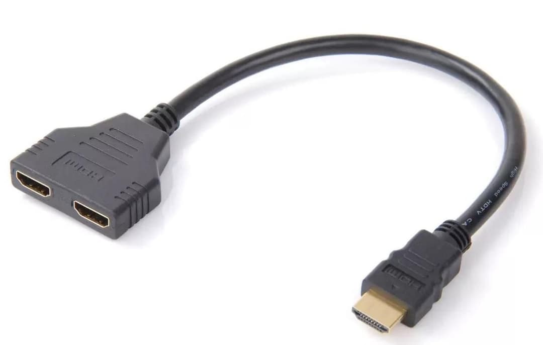 HDMI Y-Splitter Cable - Image 1