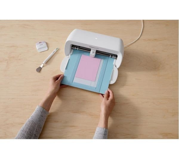 CRICUT Joy Xtra Digital Cutting Machine Starter Bundle - White - Image 2