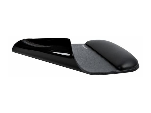 StarTech.com B-ERGO-MOUSE-PAD Ergonomic Gel Mouse Pad with Wrist Pillow Black - Image 6