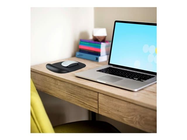 StarTech.com B-ERGO-MOUSE-PAD Ergonomic Gel Mouse Pad with Wrist Pillow Black - Image 7
