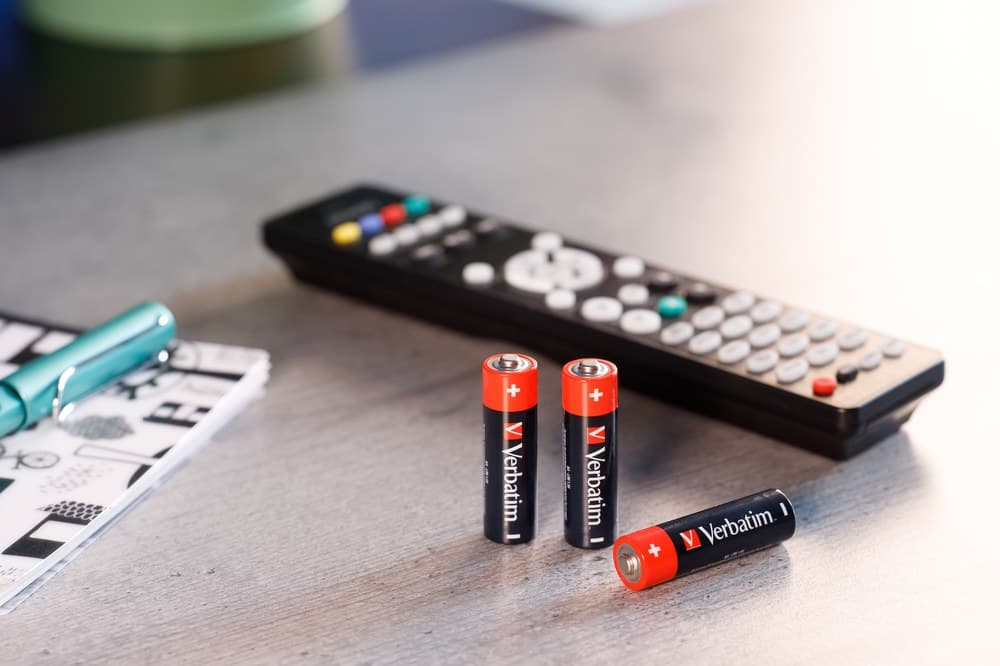 Verbatim 49505 AA Alkaline Single-Use Batteries 1.5V LR6 - 24 Pack - Image 2