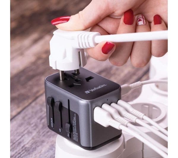 VERBATIM UTA-03 Universal USB Travel Adapter - Image 4
