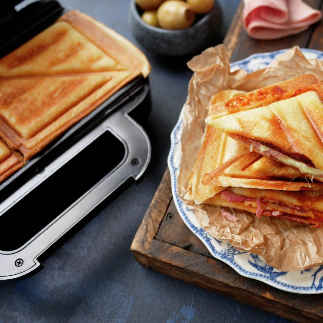 Breville VST082 Ultimate 2 Portion Sandwich Toaster - Black - Image 6