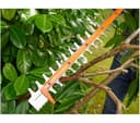 BLACK + DECKER BEHTS401-GB 500 W 55 cm Corded Hedge Trimmer with Sawblade thumbnail 4