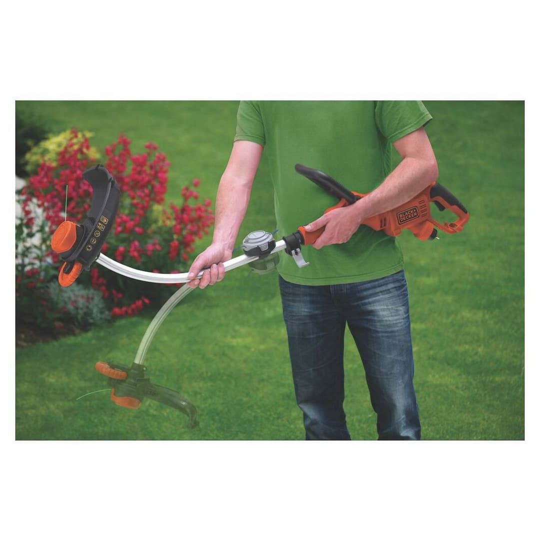 BLACK+DECKER GL9035-GB 35cm Corded Grass Trimmer - 900W - Image 7