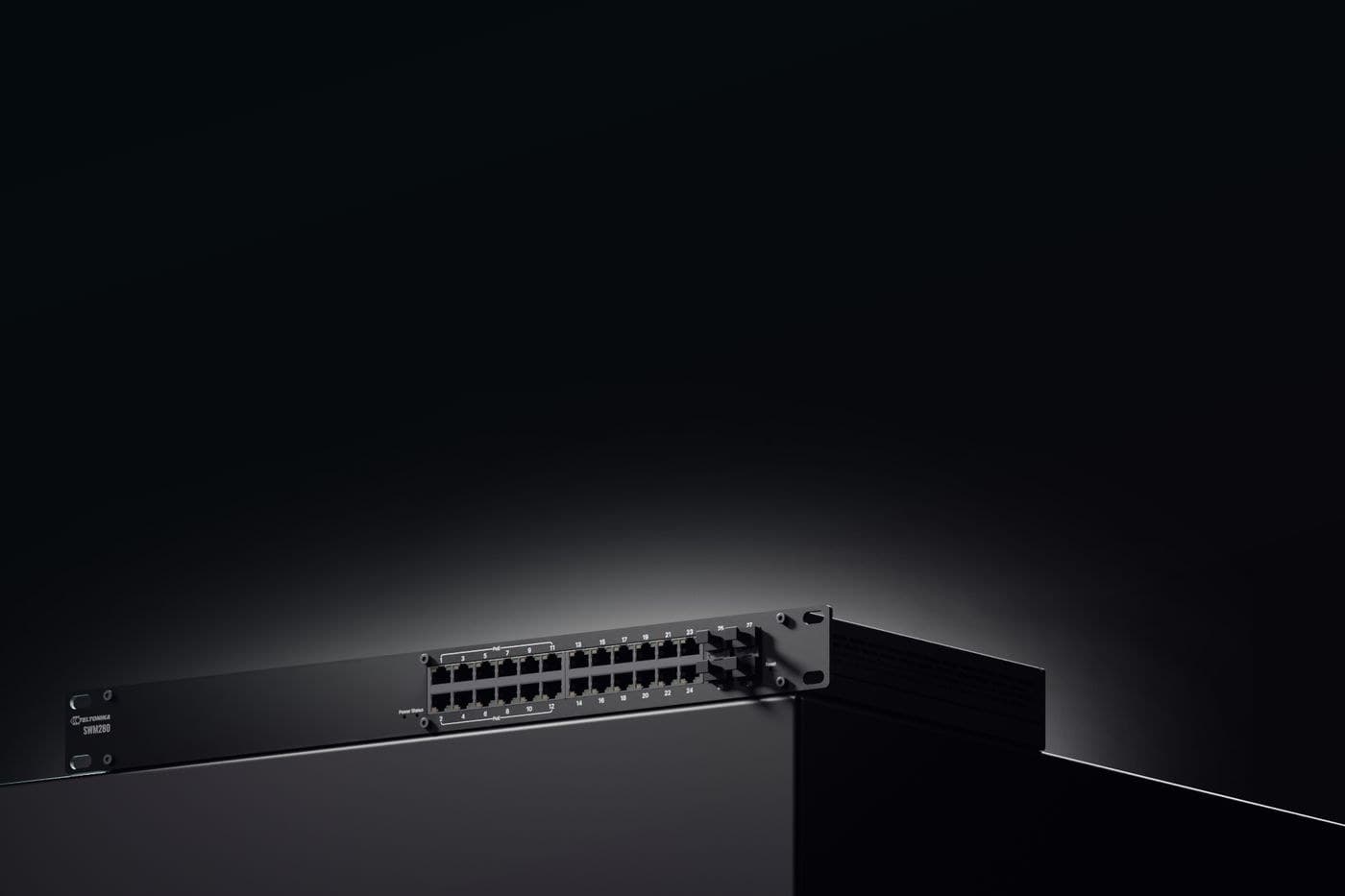 SWM280 24-ports rack