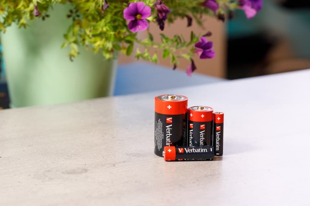 Verbatim AAA Alkaline Batteries 1.5V LR03 - 24 Pack (49504) - Image 4