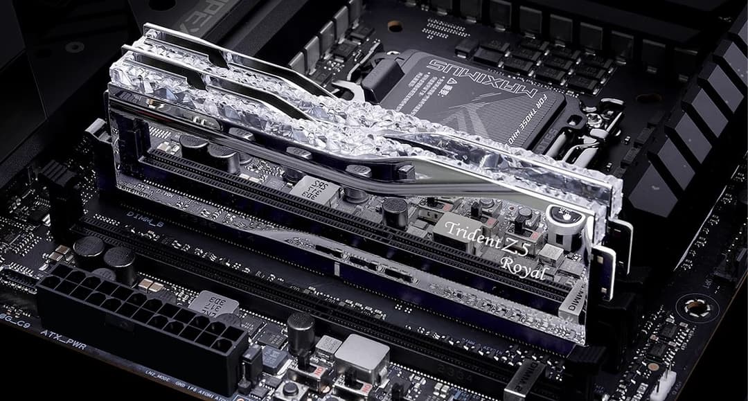 G.Skill Trident Z5 Royal Silver RGB F5-7600J3646G16GX2-TR5S Memory Module Kit 32 GB (2 x 16 GB) DDR5 7600 MHz CL36 - Image 1