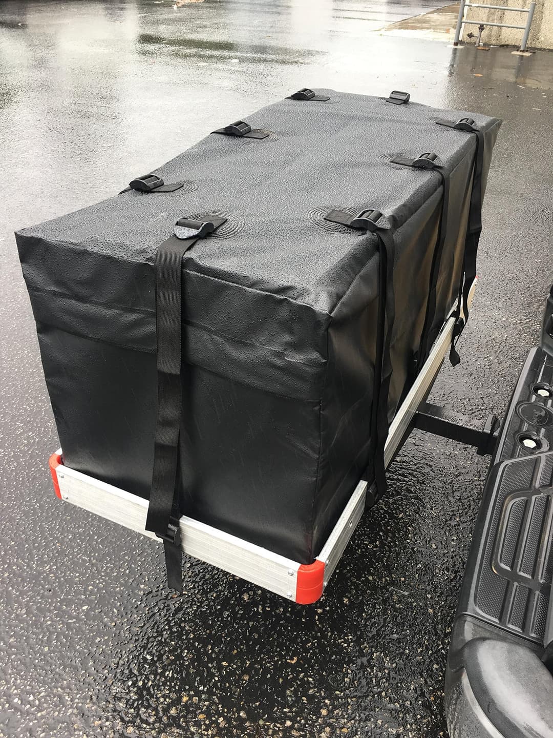MAXXHAUL 70209 Soft Shell Cargo Carrier Bag for Hitch Mount Cargo Rack - Black - Image 5