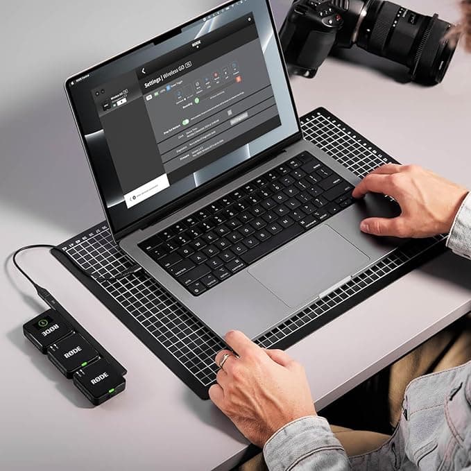 RØDE Wireless GO Gen 3 Dual Channel Wireless Microphone - Black - Image 2