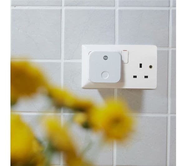 Yale Conexis L2 Smart Door Lock Black - Image 2